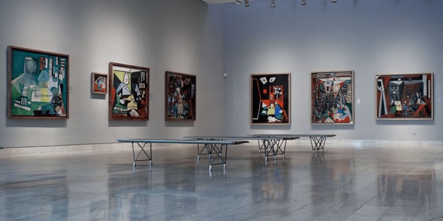 Las Galerías de Arte en España: Un Viaje a través del Tiempo y la Cultura